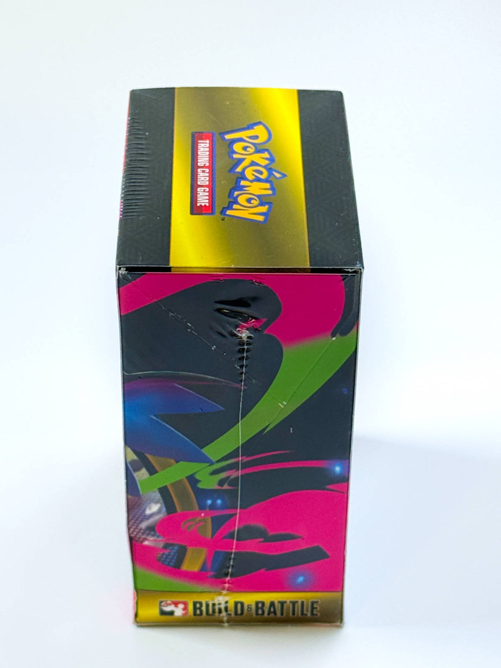 Pokémon Phantasmal Flames Build & Battle Box (EN) vista lateral de la caja sellada
