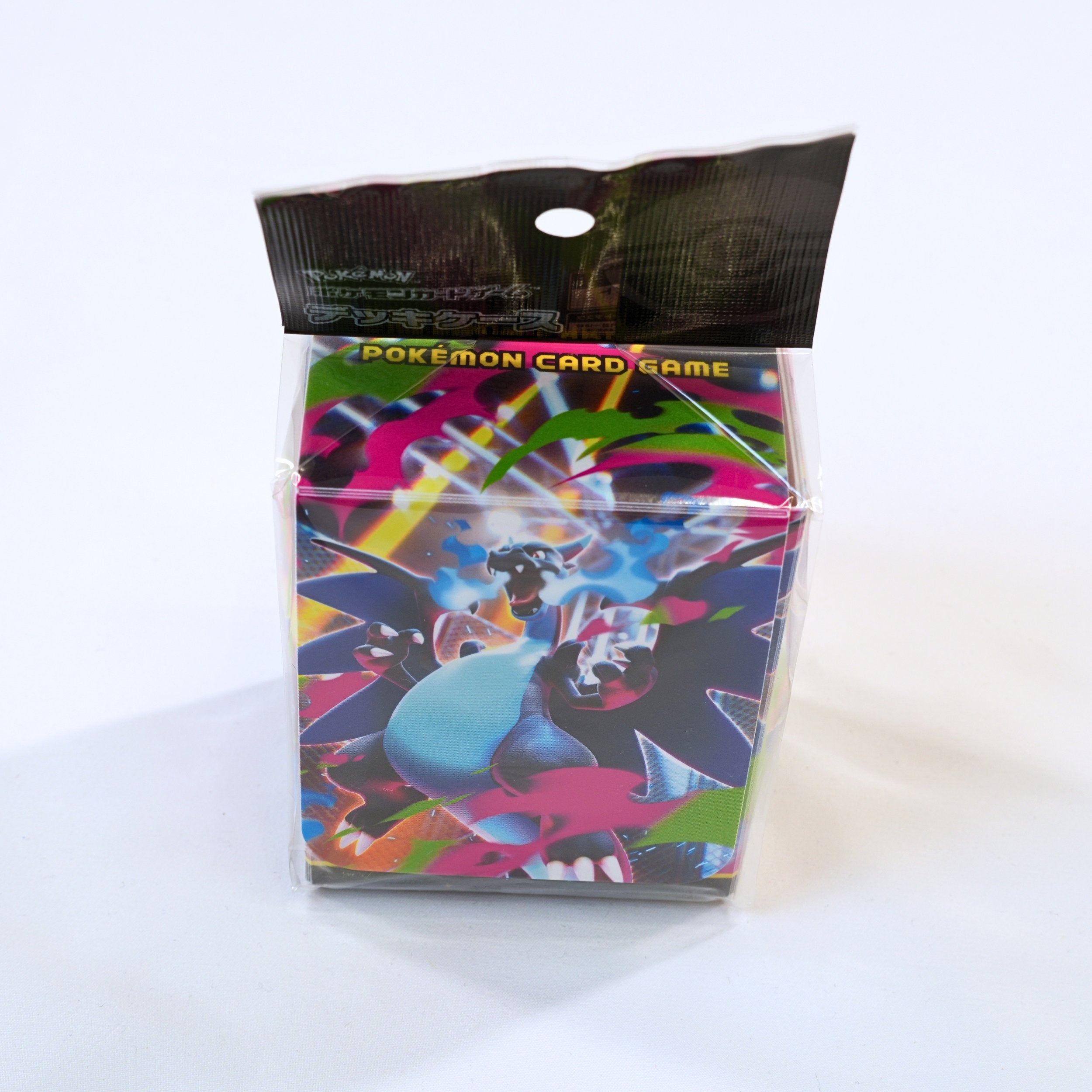 Deck Case Mega Charizard X Pokémon Center Japan japonés vista frontal de pie