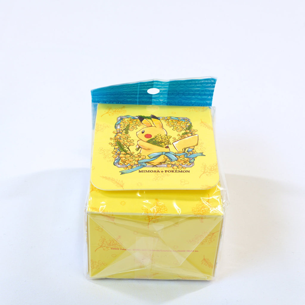 Deck Case MIMOSA e POKÉMON Pokémon Center Japan japonés vista frontal inclinada