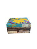 Vista lateral de la Elite Trainer Box Ascended Heroes Pokémon TCG con plástico exterior sellado.